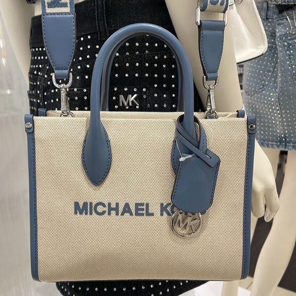 Michael Kors Mirella Small Shopper Top Zip Logo Crossbody XBODY Bag MK
Denim
NWT - Picture 2 of 16